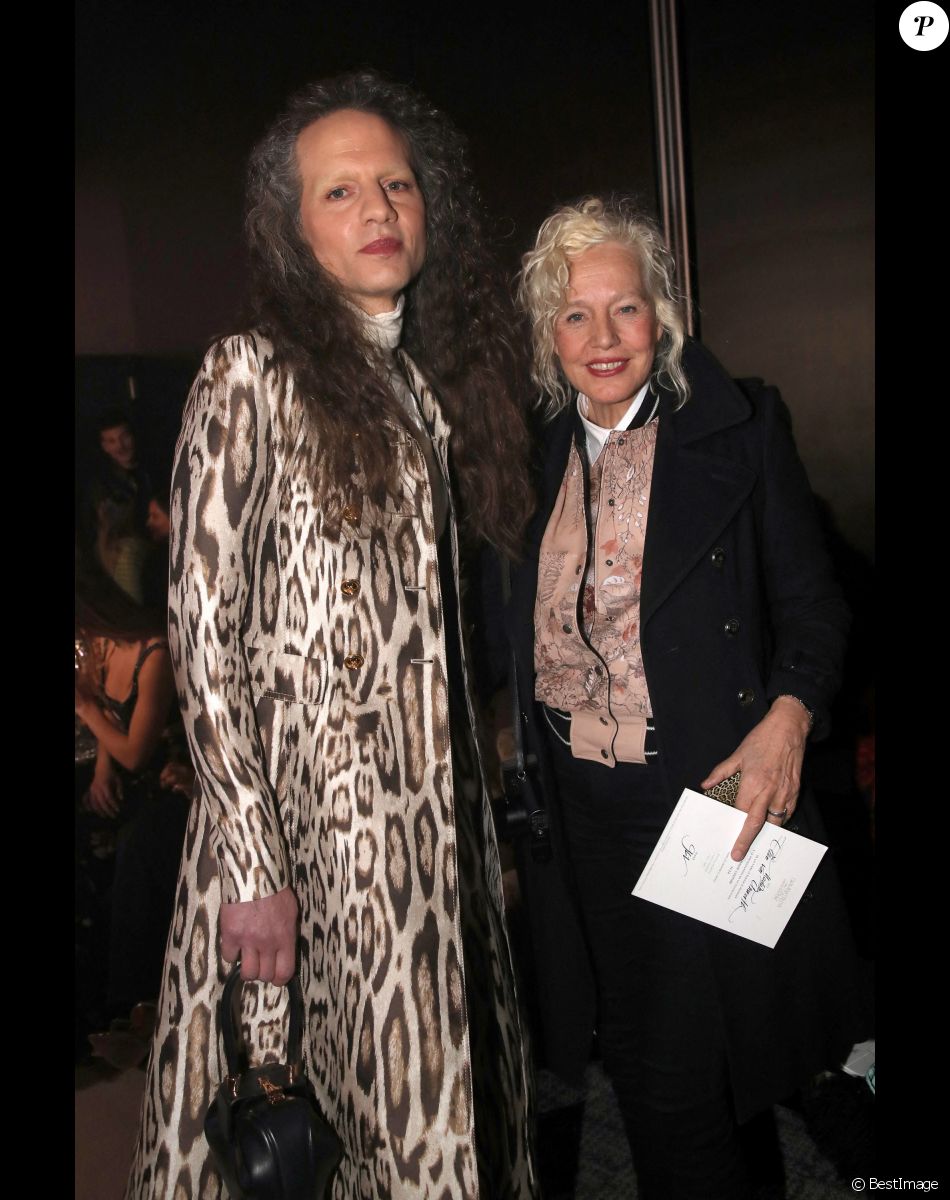 Jordan Roth et Ellen Von Unwerth - Défilé de Mode Giambattista Valli, collection Haute Couture printemps-été 2023, dans le cadre de la Fashion Week de Paris. Le 23 janvier 2023. © Bertrand Rindoff / Bestimage