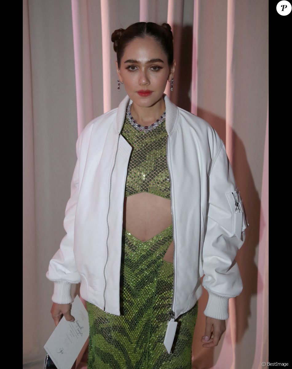 Araya Hargate - Défilé de Mode Giambattista Valli, collection Haute Couture printemps-été 2023, dans le cadre de la Fashion Week de Paris. Le 23 janvier 2023. © Bertrand Rindoff / Bestimage