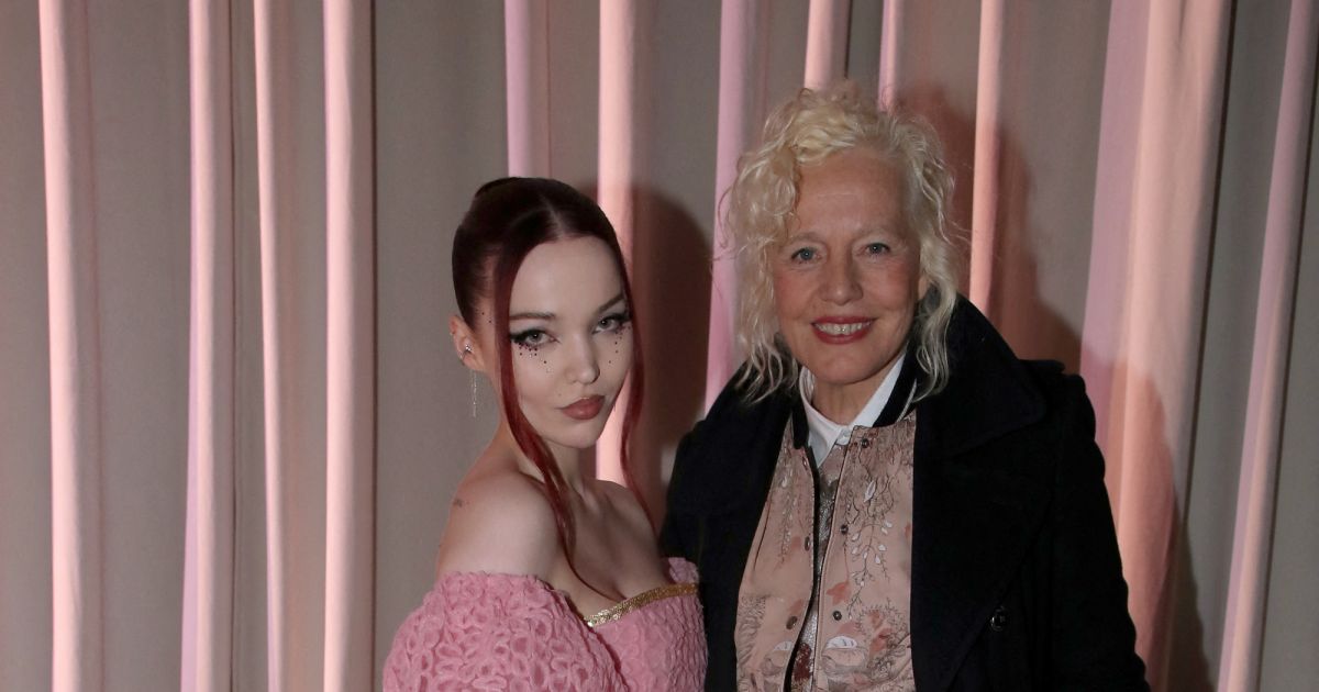 Dove Cameron et Ellen Von Unwerth - Défilé de Mode Giambattista Valli