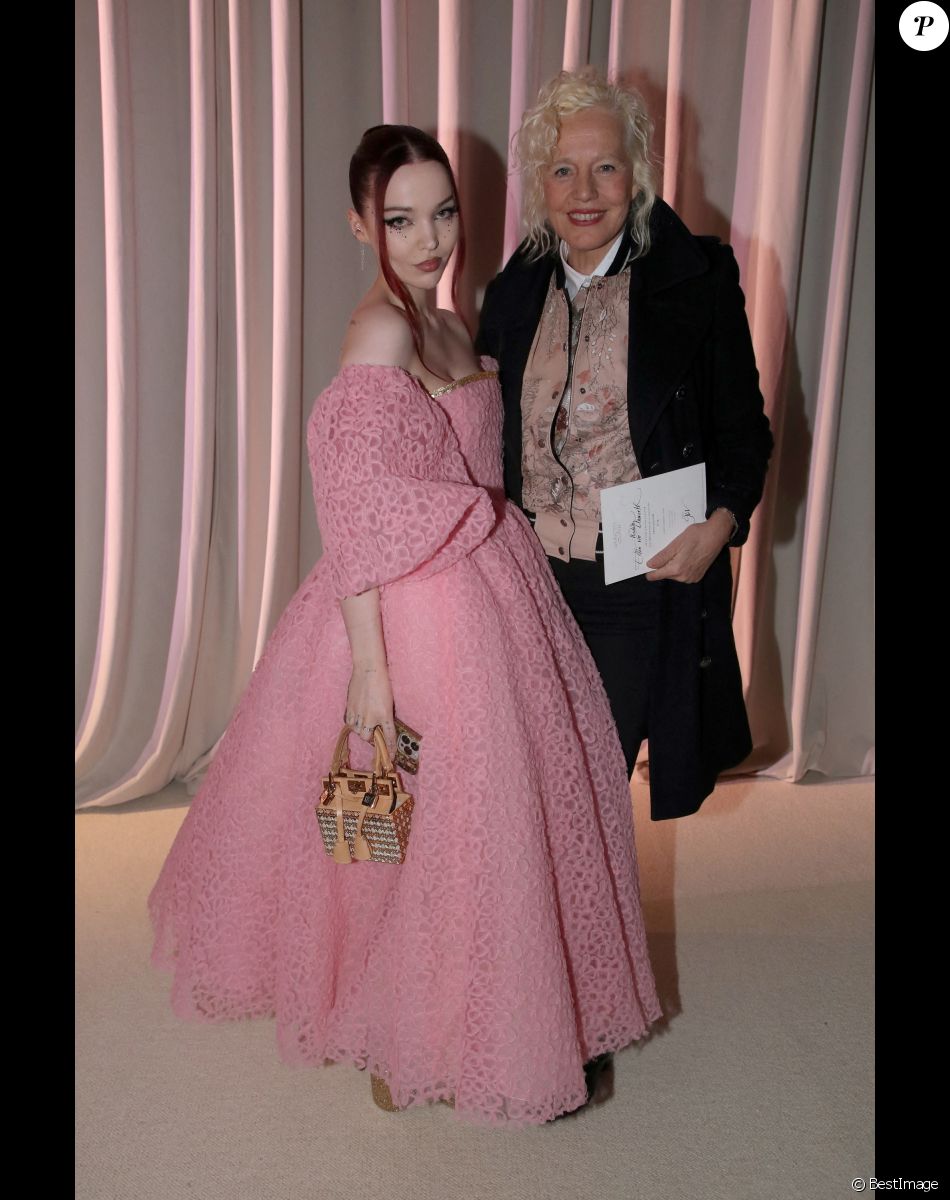 Dove Cameron et Ellen Von Unwerth - Défilé de Mode Giambattista Valli, collection Haute Couture printemps-été 2023, dans le cadre de la Fashion Week de Paris. Le 23 janvier 2023. © Bertrand Rindoff / Bestimage