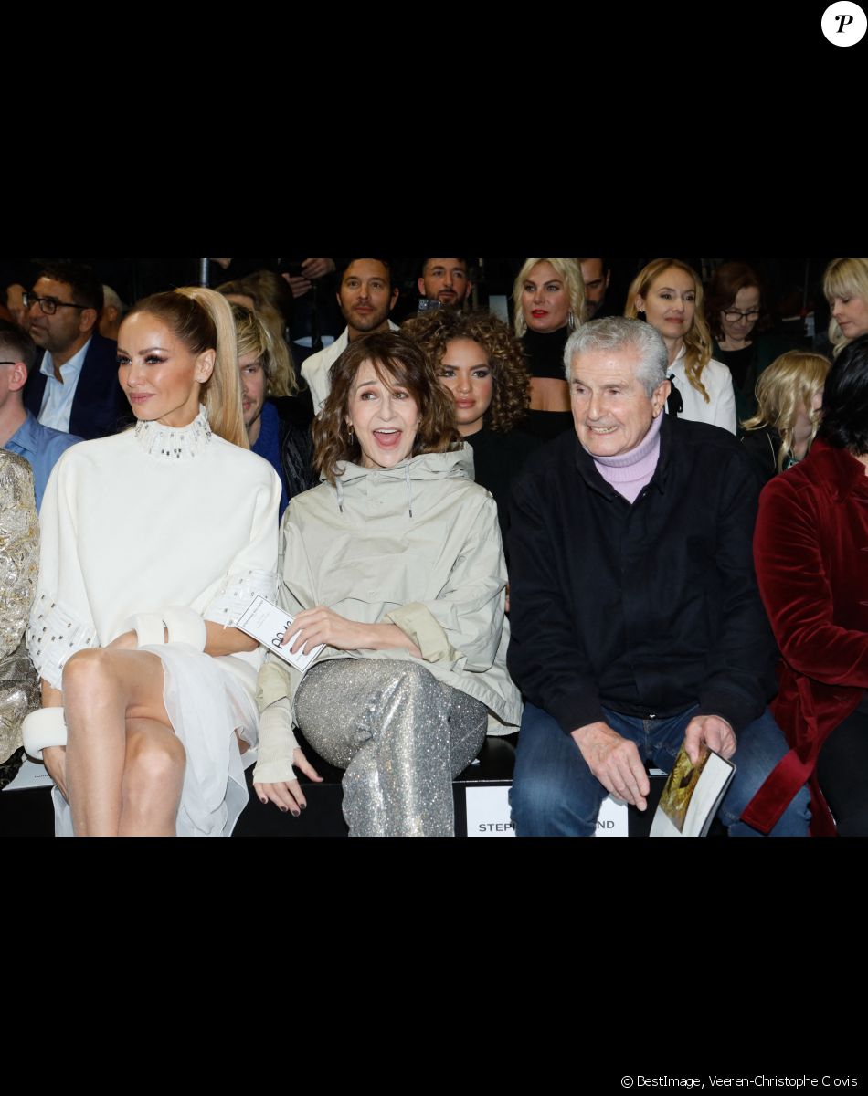 Adriana Karembeu, Valérie Lemercier, Claude Lelouch - Défilé de mode Haute-Couture Stéphane Rolland au Théâtre National de Chaillot, lors de la Fashion Week printemps-été de Paris, le 24 janvier 2023. © Veeren-Christophe Clovis / Bestimage