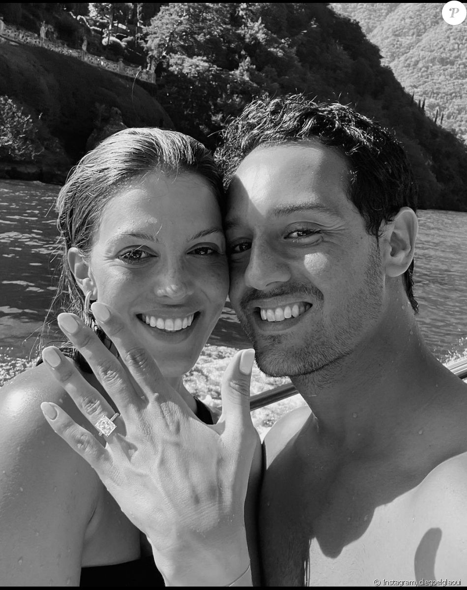 Iris Mittenaere et son fiancé Diego El Glaoui au lac de Côme en Italie le 27 août 2022.