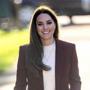 Catherine (Kate) Middleton, princesse de Galles, arrive à une réception pour l'équipe de la Ligue anglaise de rugby en fauteuil roulant en reconnaissance de son succès lors de la récente coupe du monde de la Ligue de rugby, dans la salle du jardin, au Hampton court Palace, à Londres, Royaume Uni, le 19 janvier 2023. 