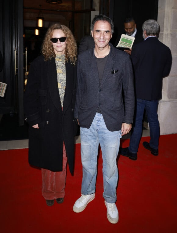 Semi Exclusif - Vanessa Paradis et son mari Samuel Benchetrit lors de l'anniversaire (trois ans) de l'hôtel Les Jardins du Faubourg à Paris le 9 juin 2022. © Veeren / Bestimage