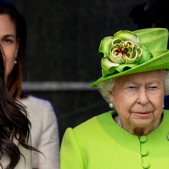 Meghan Markle, duchesse de Sussex, effectue son premier déplacement officiel avec la reine Elisabeth II d'Angleterre, lors de la visite du Catalyst Museum à Widnes. Le 14 juin 2018 