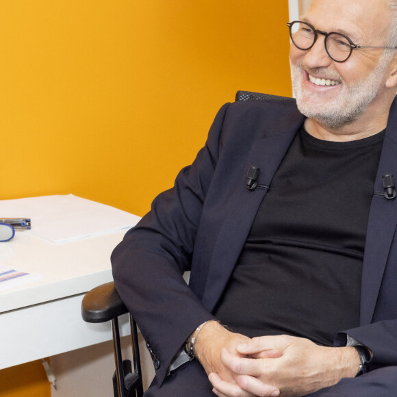Exclusif - Laurent Ruquier en backstage de la dernière émission de L.Ruquier pour "On Est En Direct (OEED)", présentée par L.Ruquier et L.Salamé, et diffusée en direct sur France 2, à Paris, France, le 4 juin 2022. © Jack Tribeca/Bestimage