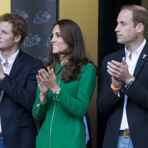Catherine Kate Middleton (la duchesse de Cambridge) et les princes William et Harry à l' arrivée de la première étape du tour de France a Harrogate en Angleterre Le 05 Juillet 2014 