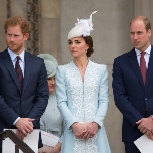 Le prince Harry, Kate Catherine Middleton, duchesse de Cambridge, et le prince William - La famille royale d'Angleterre lors de la messe à la cathédrale St Paul de Londres pour le 90ème anniversaire de la reine Elisabeth II d'Angleterre. Le 10 juin 2016 