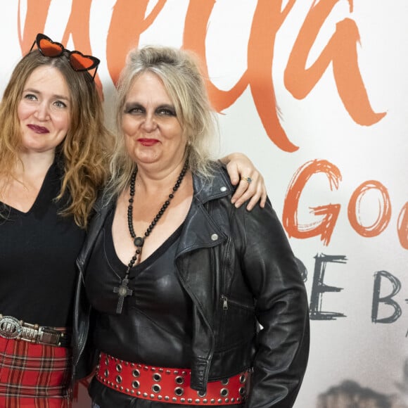 Valérie Damidot et sa fille Roxanne - Avant-première parisienne du film "Cruella" au cinéma Le Grand Rex à Paris, le 11 juin 2021. © Olivier Borde/Bestimage