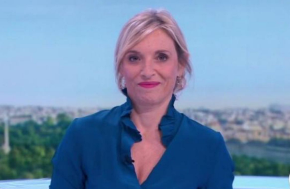 Valérie Heurtel, chroniqueuse dans le JT de 13h de France 2 auprès de Julian Bugier
