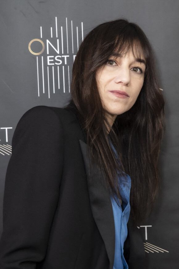 Charlotte Gainsbourg en backstage de l'émission "On Est En Direct" (OEED), présentée par L.Salamé et L.Ruquier, diffusée en direct sur France 2, à Paris, France © Jack Tribeca/Bestimage 