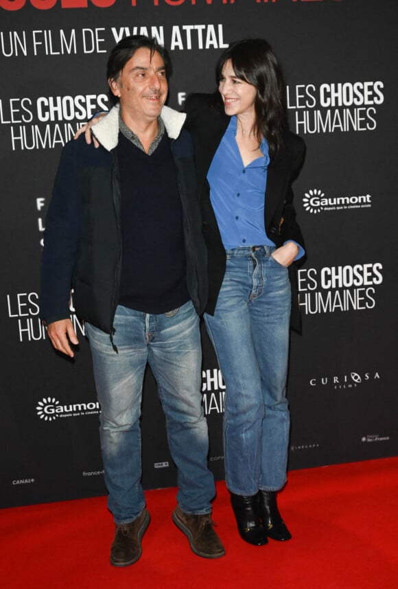 Photo Yvan Attal et sa compagne Charlotte Gainsbourg Avant première du film Les Choses
