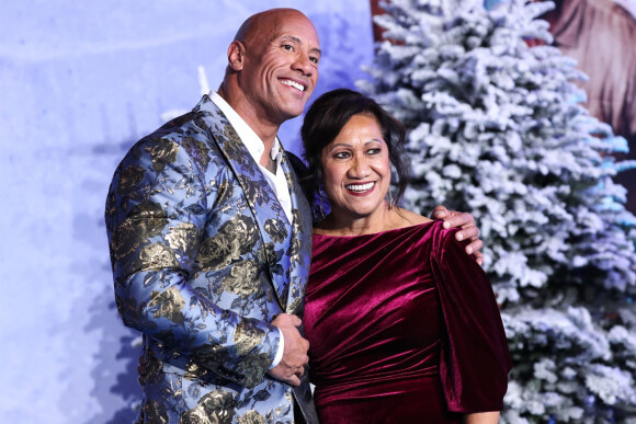 Dwayne Johnson "The Rock" et sa mère Ata Johnson - Pemière de "Jumanji: The Next Level" au théâtre Chinese dans le quartier d'Hollywood à Los Angeles, le 9 décembre 2019.