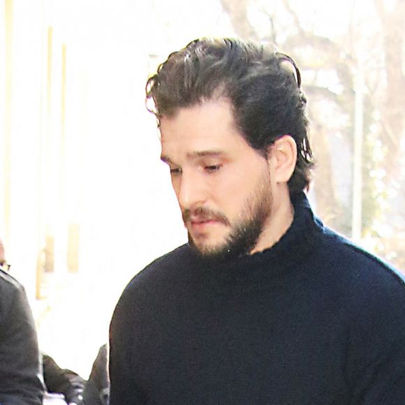Kit Harrington arrive aux studios de l'émission "The View" à New York, le 2 février 2023.