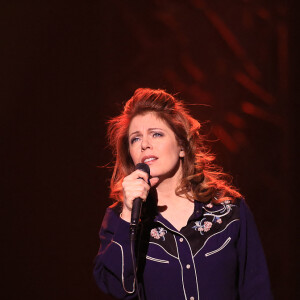 Isabelle Boulay lors de sa tournee "Chants Libres" au theatre Sebastopol a Lille le 28 mars 2013
