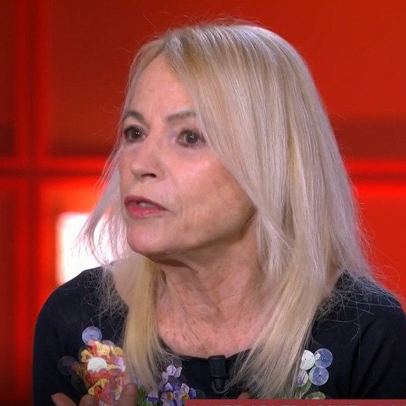 La journaliste Laure Adler dans l'émission "C à vous" sur France 5