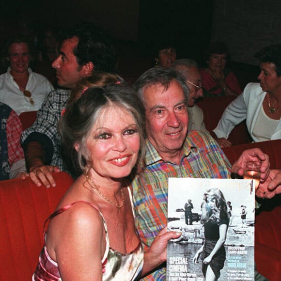 Brigitte Bardot et Roger Vadim à Saint-Tropez.