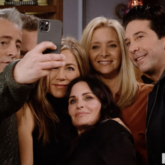 Jennifer Aniston, Courteney Cox, Lisa Kudrow, Matt LeBlanc, David Schwimmer et Matthew Perry dans l'épisode spécial "Friends : The Reunion ". Le 27 mai 2021.