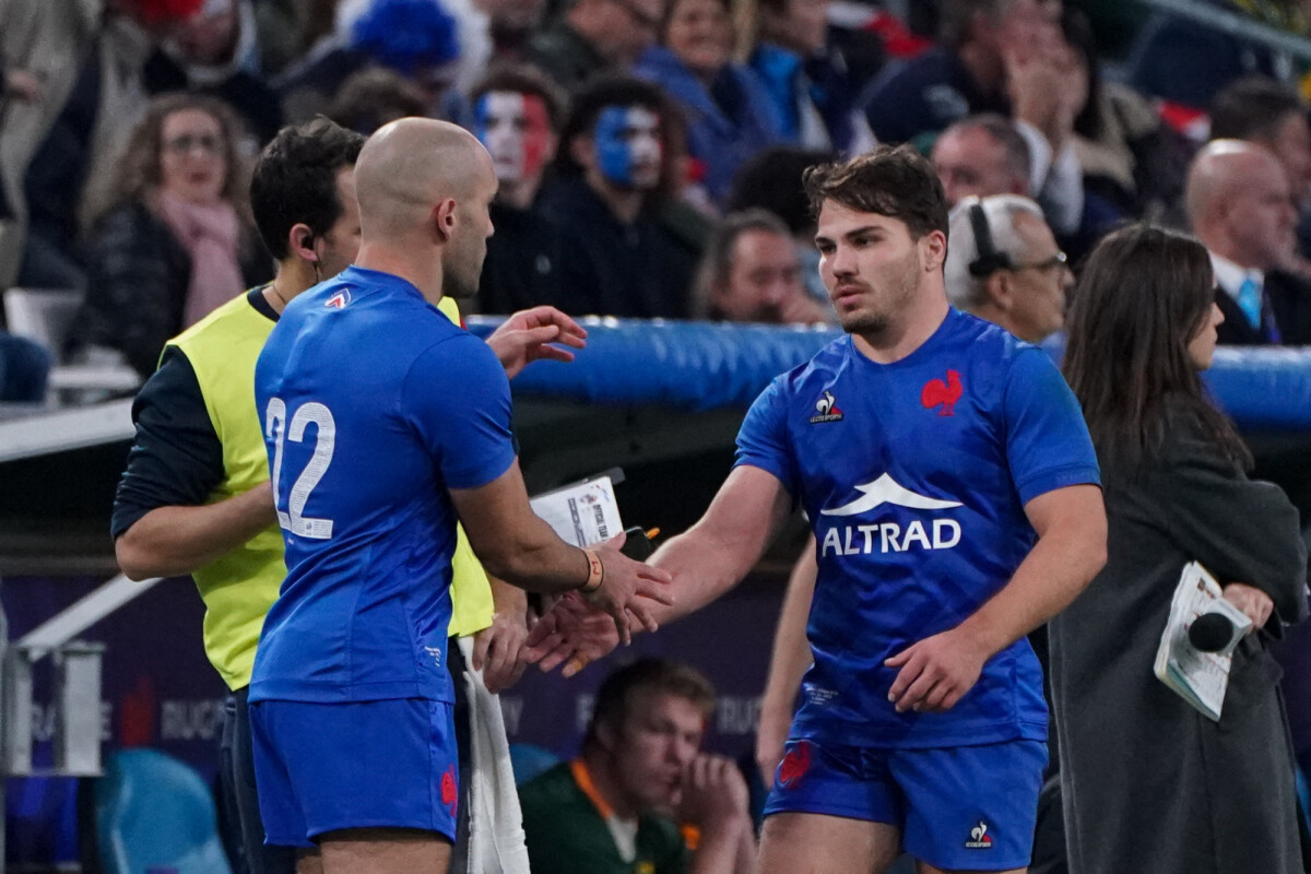 Maillot De L'Équipe De France De Rugby Signé Maxime Lucu Taille 8 - Occasion