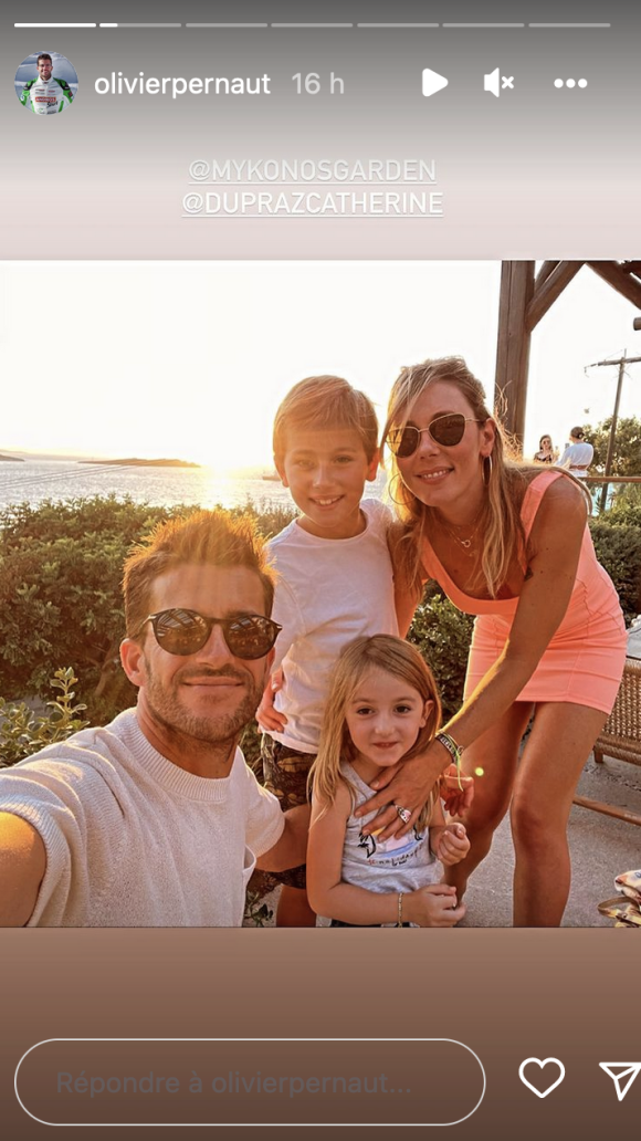 Olivier Pernaut en vacances à Mykonos avec sa femme Catherine et leurs deux enfants, Léo et Rose - Instagram