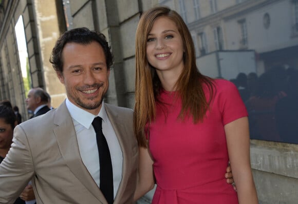 Stefano Accorsi et sa compagne Bianca Vitali - Arrivée des people au défilé de mode homme "Valentino", collection Printemps-Eté 2015 à l'hôtel Salomon de Rothschild à Paris, le 25 juin 2014. 