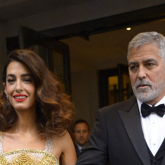 Exclusif - George Clooney et sa femme Amal Clooney à la sortie de leur hôtel à New York, le 29 septembre 2022. 