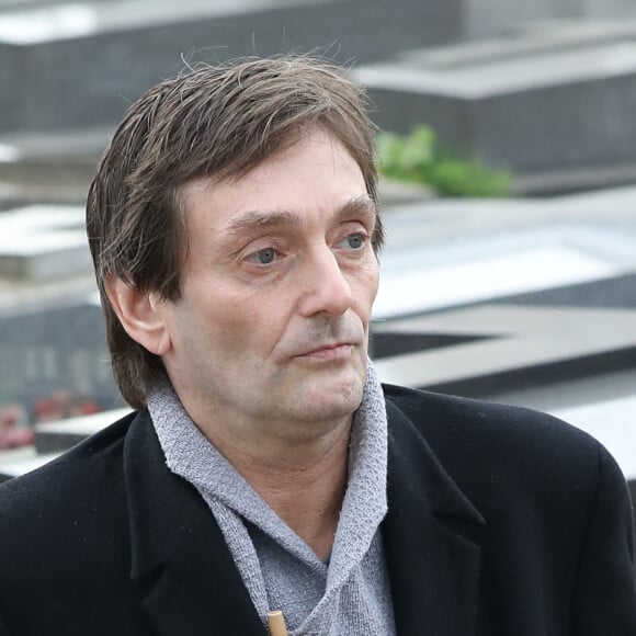 Pierre Palmade lors des obsèques de Véronique Colucci au cimetière communal de Montrouge, le 12 avril 2018.