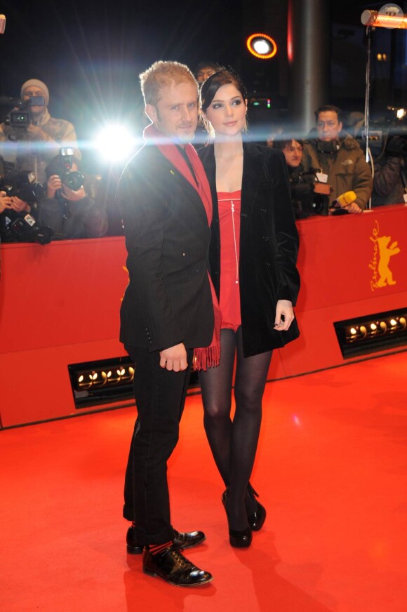 Ben Foster et Janet Montgomery, samedi 20 février, lors de la soirée de remise de récompenses du festival du film international de Berlin.