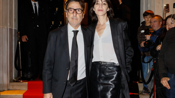 "Il ne se lavait pas trop" : Charlotte Gainsbourg, ses débuts un peu étranges avec Yvan Attal