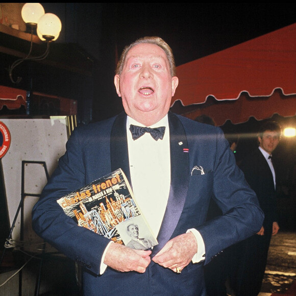Charles Trenet aux Victoires de la musique en 1985.