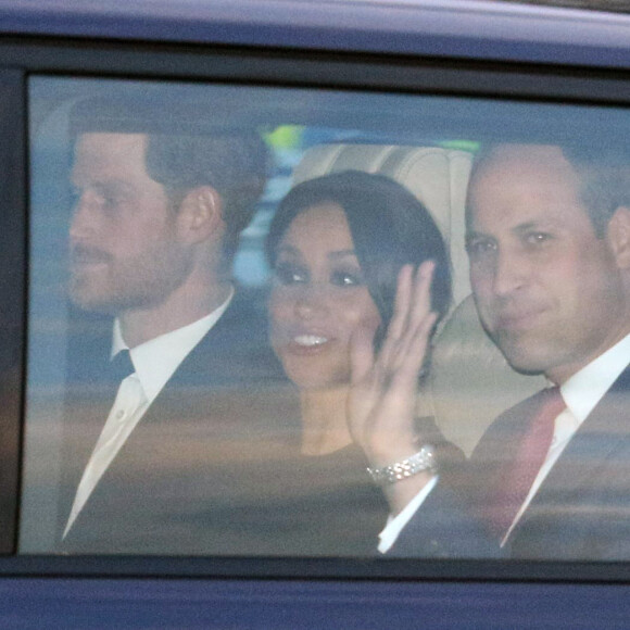 Arrivée du prince William, duc de Cambridge, du prince Harry et de Meghan Markle - La reine Elisabeth II d'Angleterre quitte le théâtre Royal Albert Hall après le concert donné à l'occasion de son 92ème anniversaire à Londres le 21 avril 2018.