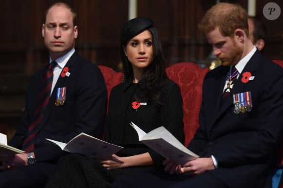 Le prince William, duc de Cambridge, et Catherine (Kate) Middleton, duchesse de Cambridge, Le prince Harry, duc de Sussex, et Meghan Markle, duchesse de Sussex - Cérémonie de mariage de la princesse Eugenie d'York et Jack Brooksbank en la chapelle Saint-George au château de Windsor, Royaume Uni.