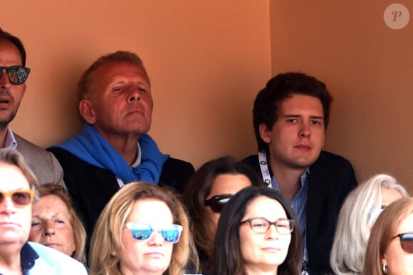 Le journaliste et écrivain Patrick Poivre d'Arvor et son fils François ont assisté aux demi-finales opposant Gaël Monfils à Tomas Berdych et Rafael Nadal à Novak Djokovic lors du tournoi de tennis Monte Carlo Rolex Masters à Roquebrune Cap Martin. Le 18 avril 2015.