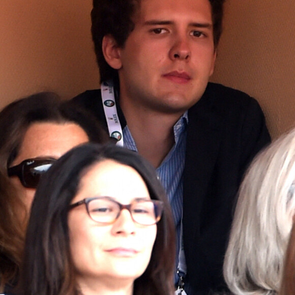 Le journaliste et écrivain Patrick Poivre d'Arvor et son fils François ont assisté aux demi-finales opposant Gaël Monfils à Tomas Berdych et Rafael Nadal à Novak Djokovic lors du tournoi de tennis Monte Carlo Rolex Masters à Roquebrune Cap Martin. Le 18 avril 2015.