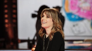 Emma Daumas émue par sa fille Valentine, une jolie blonde comme elle : photos de leur week-end inoubliable