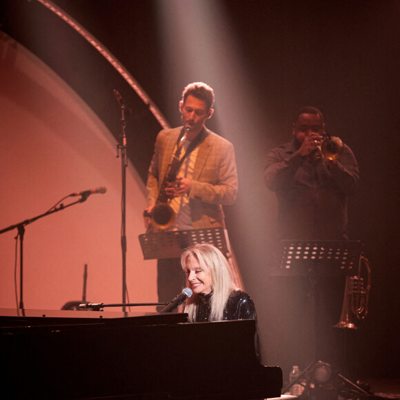 Exclusif - L'auteure-compositrice-interprète et pianiste française Véronique Sanson en concert à Montereau-Fault-Yonne, France, le 21 octobre 2022. © Cyril Moreau/Bestimage