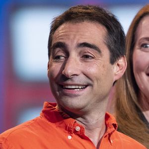 Exclusif - No Web - No Tabloids - Cyril Drevet - Surprises - Enregistrement de l'émission "La Chanson secrète 10" diffusée sur TF1 le 22 janvier 2022 © Jacovides-Moreau / Bestimage Après le succès des précédentes éditions, " LA CHANSON SECRETE ", présentée par N.ALIAGAS et produite par DMLS TV, revient sur TF1. 8 artistes ne savent rien de ce qui va se passer pour eux ! Ils ont accepté de jouer le jeu, de se laisser totalement surprendre, émouvoir, parfois même déstabiliser car ils vont découvrir en même temps que les téléspectateurs une surprise : une chanson qui leur est chère revisitée et réinterprétée par un artiste. Des mises en scène spectaculaires au service de l'émotion... Et des émotions fortes pour l'artiste assis dans le fauteuil grâce à la venue sur le plateau de proches et d'invités inattendus. Les téléspectateurs seront aux premières loges pour vivre ces moments d'intimité musicale rare.