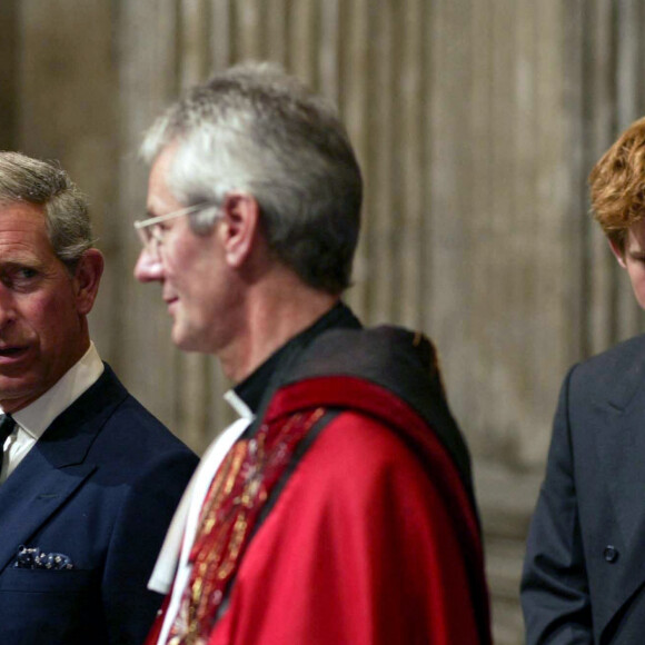 Le prince Charles et le prince Harry - Commémoration à la cathédrale Saint-Paul. Londres.