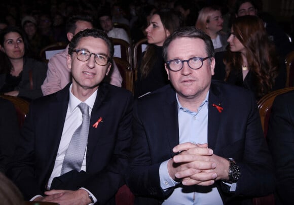 Maxime Saada (Président du directoire, Groupe Canal+) et Rodolphe Belmer (Directeur général de TF1) - Soirée de lancement du Sidaction 2023 au théâtre Edouard VII à Paris le 6 mars 2023. © Rachid Bellak 