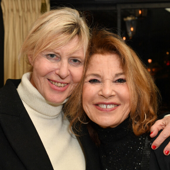 Exclusif - Chantal Ladesou et Nicole Calfan - Laurent Baffie fête son succès littéraire "1 Million de livres vendus" aux Deux Magots à Paris le 8 mars 2023. © Veeren/Bestimage 