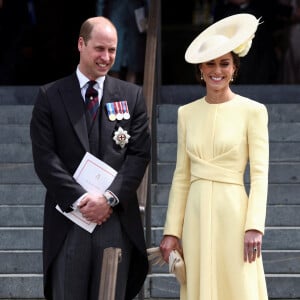 Le prince William, duc de Cambridge, et Catherine (Kate) Middleton, duchesse de Cambridge - Les membres de la famille royale et les invités lors de la messe célébrée à la cathédrale Saint-Paul de Londres, dans le cadre du jubilé de platine (70 ans de règne) de la reine Elisabeth II d'Angleterre. Londres, le 3 juin 2022. 