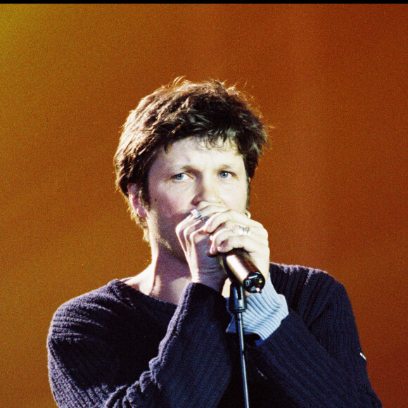 Bertrand Cantat avait tué l'actrice sous les coups en 2003. 
Le groupe Noir Désir meilleur album rock de l'année lors des Victoires de la Musique 2002