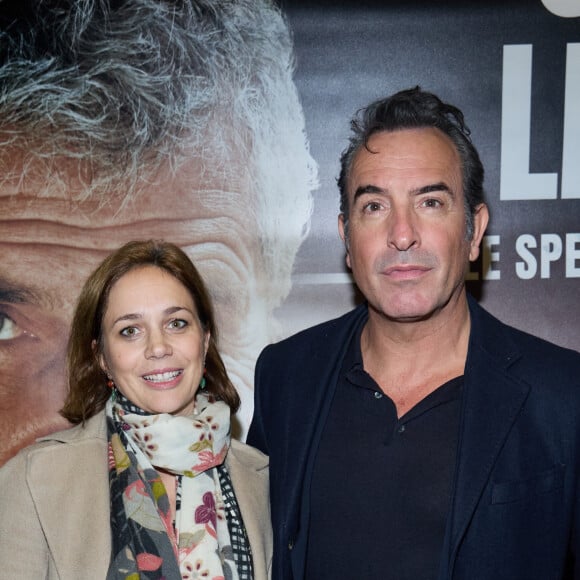 "Je vis un peu à l'écart de Paris, à Saint-Cloud", explique Jean Dujardin en interview.
Exclusif - Jean Dujardin et sa femme Nathalie Péchalat - Photocall - Spectacle symphonique Claude Lelouch "D'un film à l'autre" au Palais des Congrès de Paris le 14 novembre 2022. © Moreau / Rindoff / Bestimage