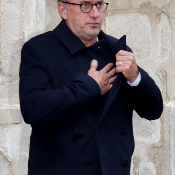 Christophe Dechavanne lors des obsèques de Dick Rivers en l'église Saint-Pierre de Montmartre à Paris le 2 mai 2019.