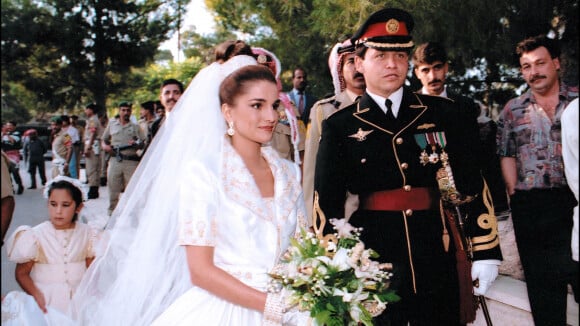 Mariage de Rania de Jordanie : Photos sublimes de sa noce et de sa tenue de rêve