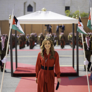 La reine Rania de Jordanie assiste à l'ouverture de la 19ème session ordinaire du parlement à Amman, Jordanie le 13 novembre 2022 