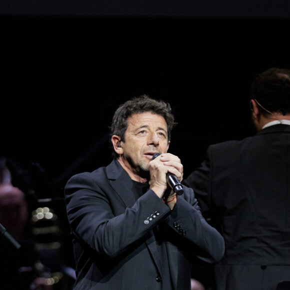 Exclusif - Patrick Bruel - Scène - Spectacle symphonique Claude Lelouch "D'un film à l'autre" au Palais des Congrès de Paris le 14 novembre 2022.  © Moreau / Rindoff / Bestimage 