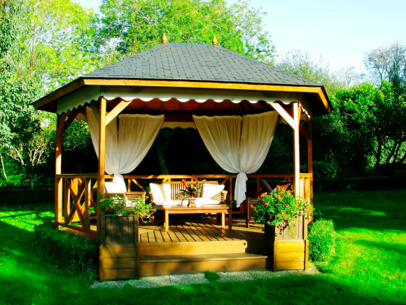 Un salon de jardin pour habiller votre intérieur et lui apporter design et confort !