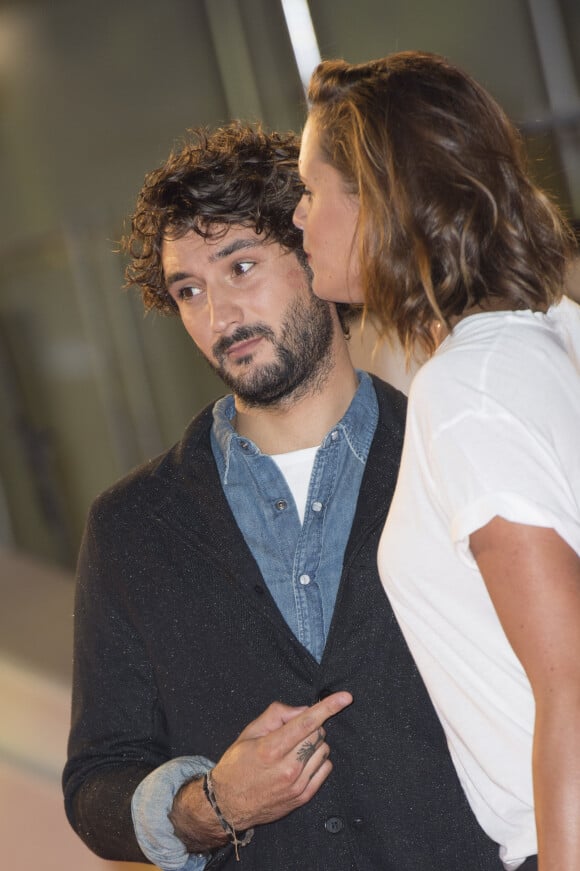 Laure Manaudou et son compagnon Jérémy Frérot - Arrivées à la 17ème cérémonie des NRJ Music Awards 2015 au Palais des Festivals à Cannes, le 7 novembre 2015.