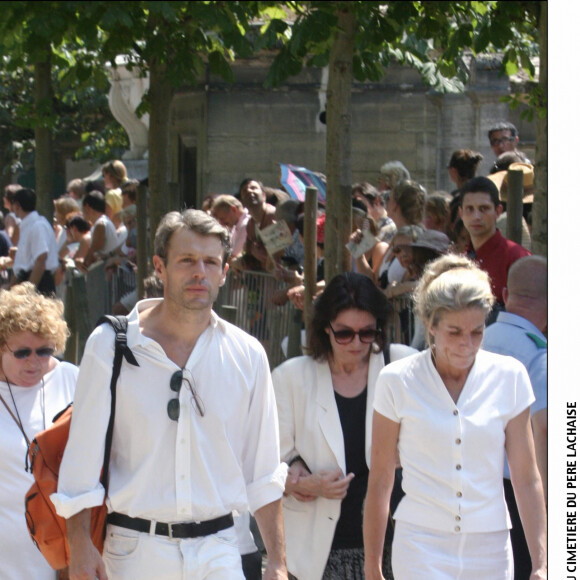 Lambert Wilson - Ultime Hommage à Marie Trintignant, obsèques le 6 aût 2003 au Cimetière du Père-Lachaise, Paris